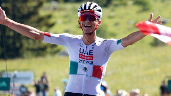 ¡Sigue en el podio! El mexicano Isaac del Toro mantiene la tercera posición en el Tour de France