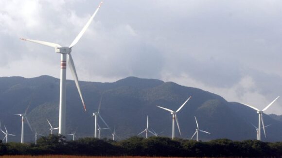 Banobras prepara financiamiento de 80 mil mdp para proyectos de energía renovable en México