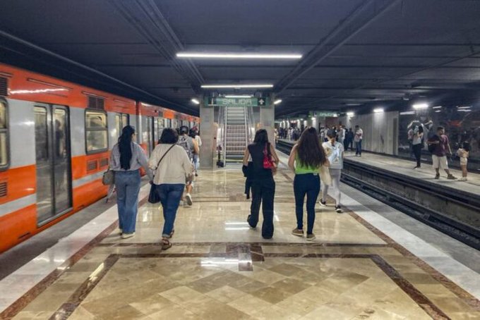 Metro CDMX y Metrobús registran marcha lenta en línea A por lluvia