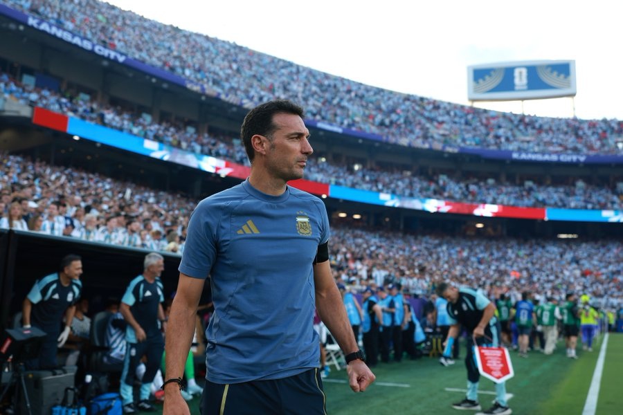 Mundial 2026: Scaloni elogia a Inglaterra y a Tuchel previo a la semifinal contra Argentina