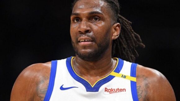 NBA: Los Ángeles Lakers firman al centro veterano Kevon Looney por una temporada