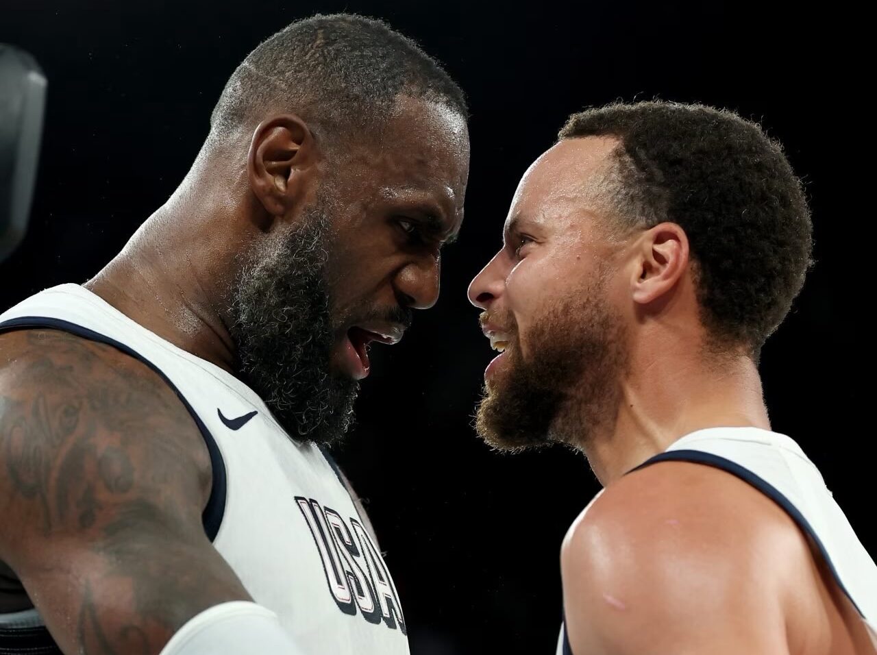 NBA: Stephen Curry alimenta rumores sobre una posible llegada de LeBron James a los Warriors