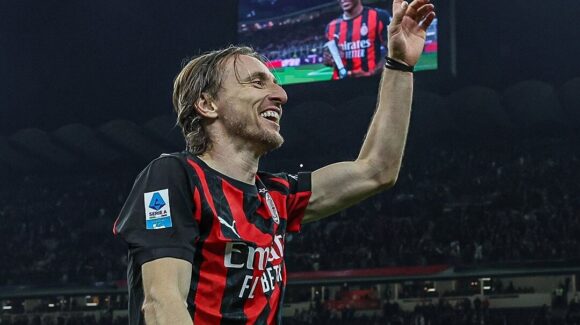 Serie A: Luka Modrić renueva con el AC Milán por una temporada más