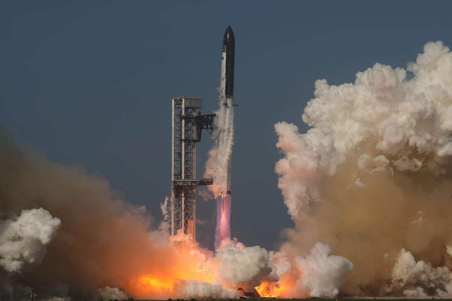 Alista SpaceX el vuelo de prueba 13 de cohete Starship con el debut de los satélites Starlink V3