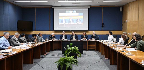 UNAM investiga irregularidades en examen de admisión y posible uso de IA