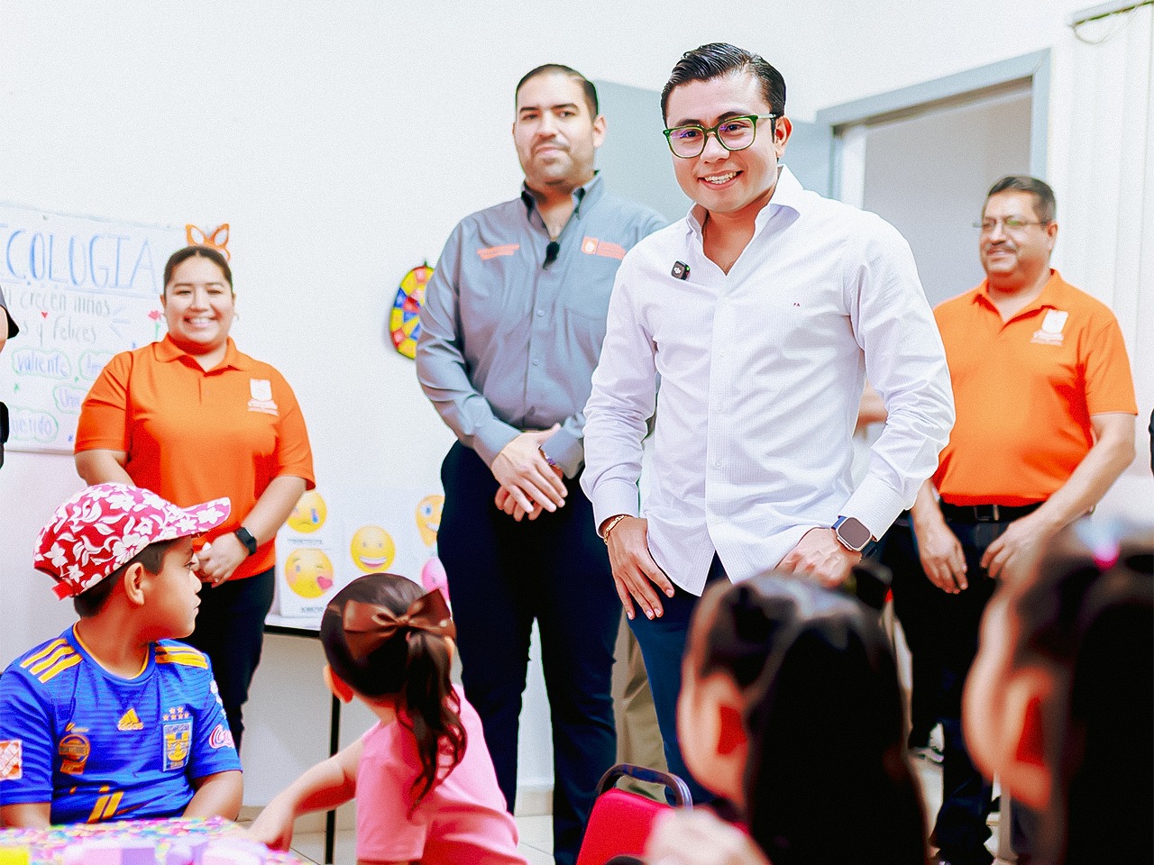 Invita Gobierno de Nuevo León a inscribirse en talleres de los 48 Centros Comunitarios