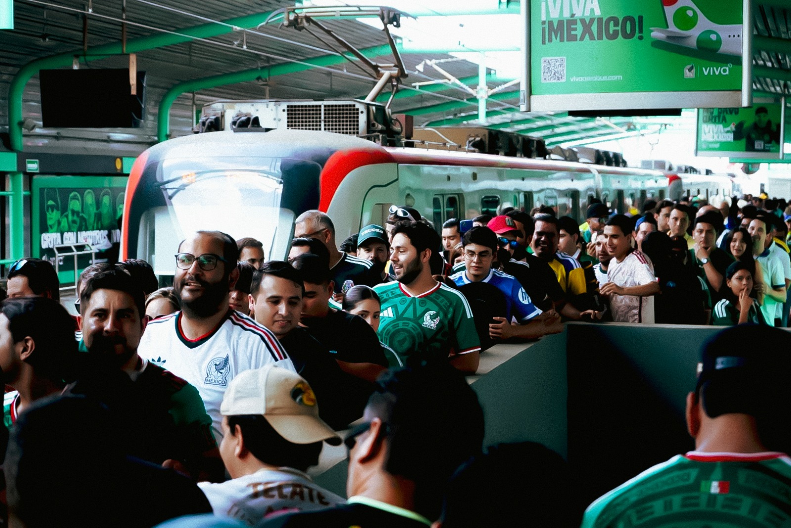 Suspenderán servicio en la estación Y Griega y habilitan sedes alternas por partido México vs. Inglaterra