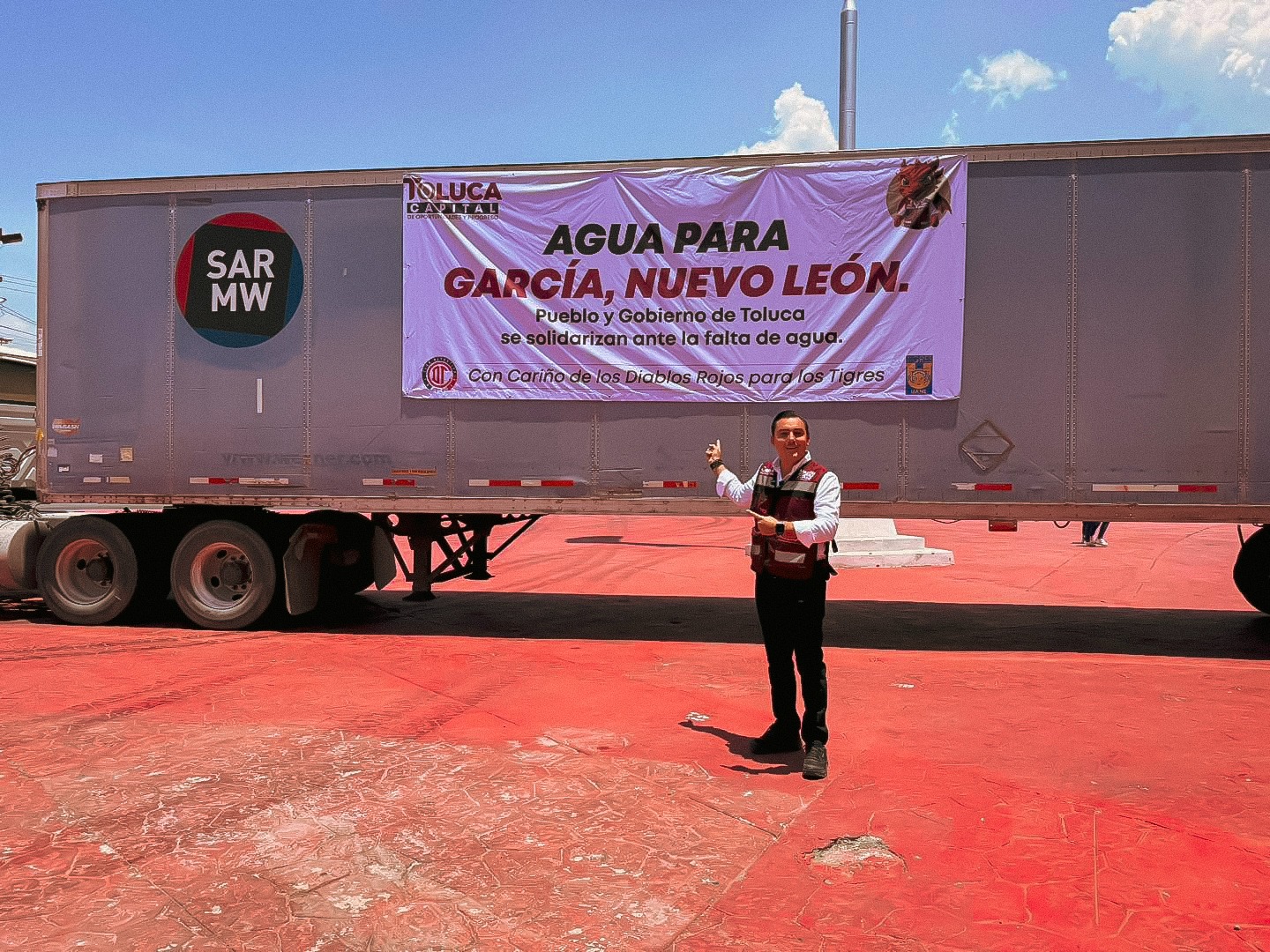 Más municipios se suman al apoyo para mitigar la crisis de agua en García