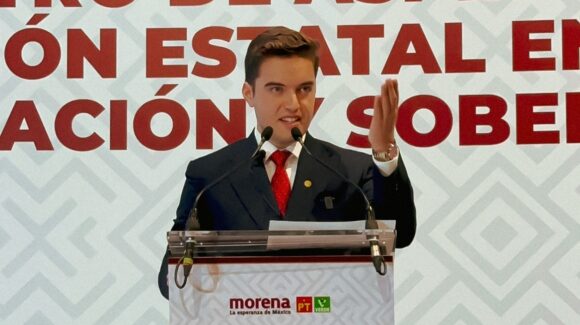 Jesús Elizondo ratifica aspiración a gobernador de Nuevo León tras reforma de edad