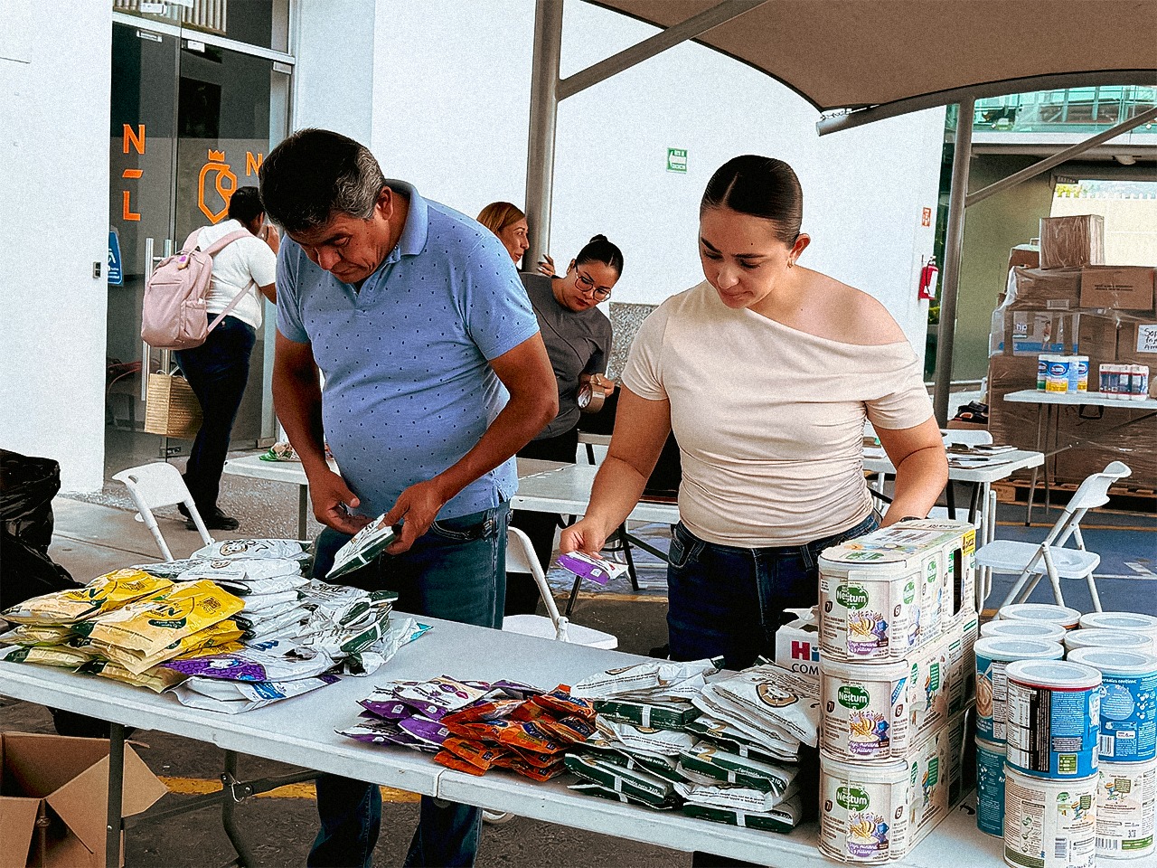 Duplican regiomontanos ayuda humanitaria destinada a damnificados en Venezuela