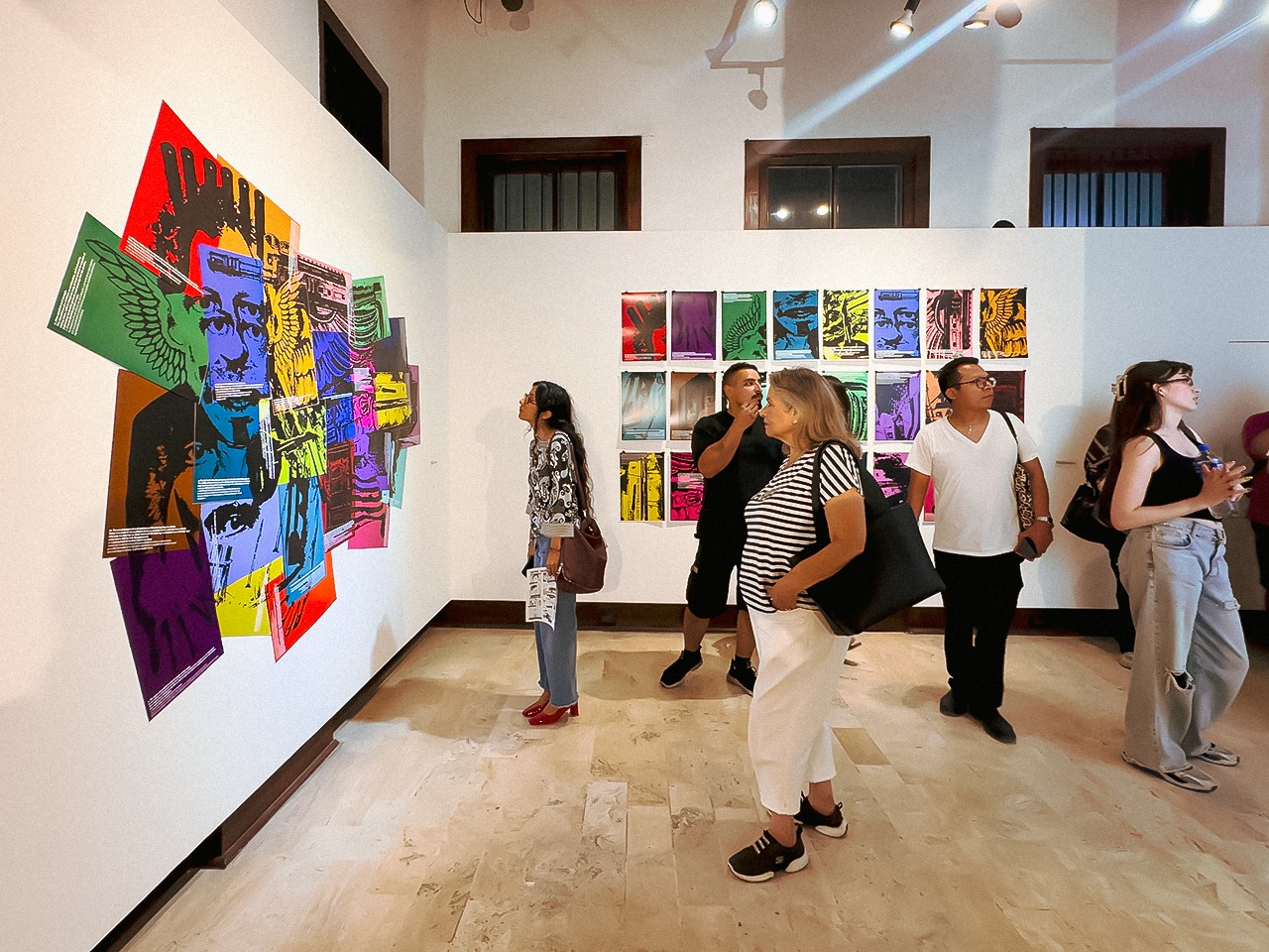 Exposición en la Casa de la Cultura de Nuevo León explora las problemáticas sociales con muestra 'Monstruos del Siglo XX'
