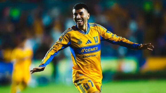 Futuro incierto para Ángel Correa ante posturas firmes de Tigres y River Plate