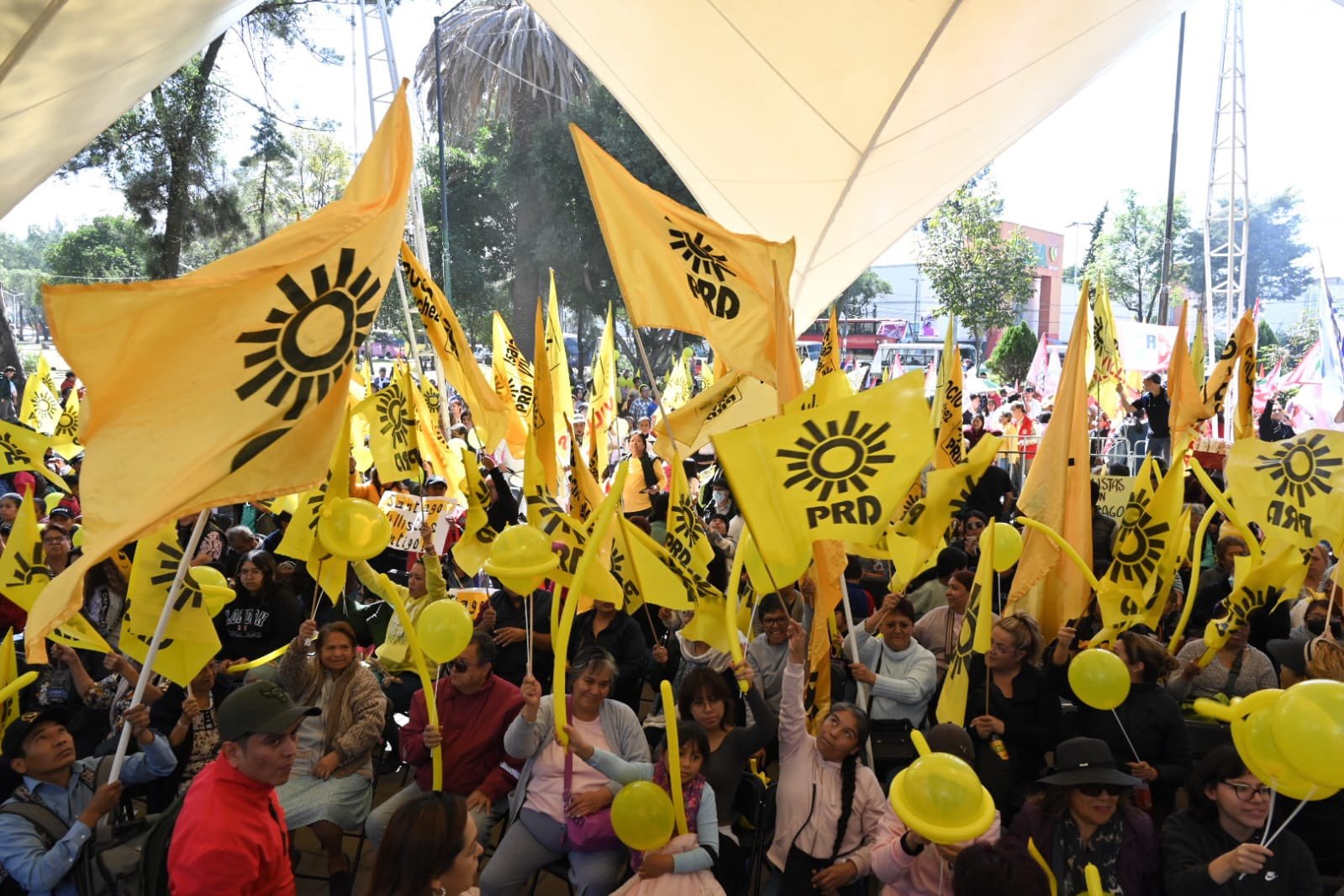 PRD exige al Instituto Electoral de la Ciudad de México devolver al gobierno dinero no usado