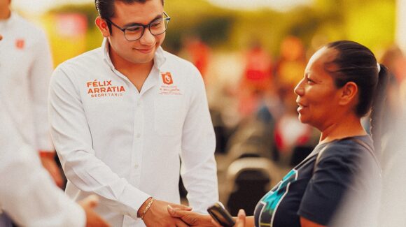 Programa gubernamental ‘Ayudamos de Cerca’ alcanza a 6,500 beneficiarios en su primer mes; anuncian quinta jornada