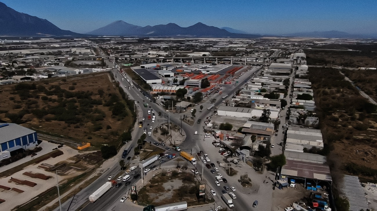 Exige Raúl Cantú conclusión de obras en el Distribuidor Vial Triángulo Norte