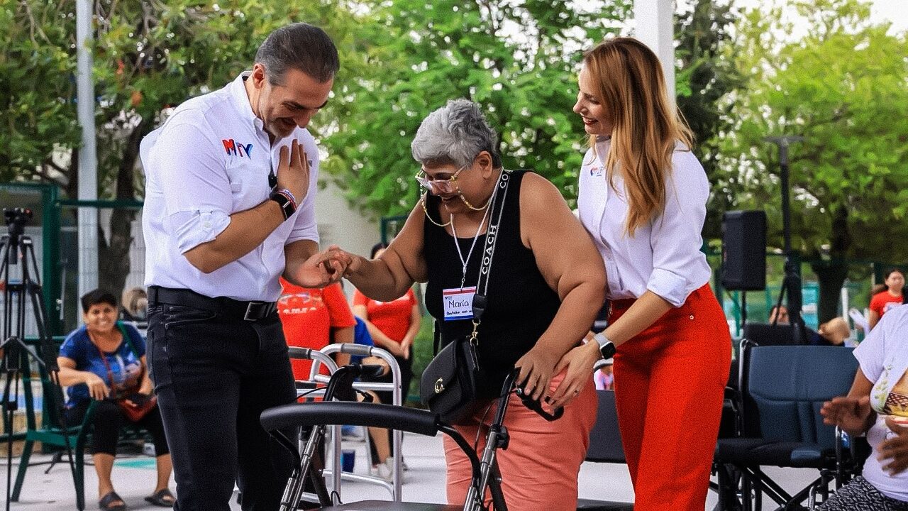 Monterrey supera los 4 mil apoyos funcionales entregados a personas con discapacidad