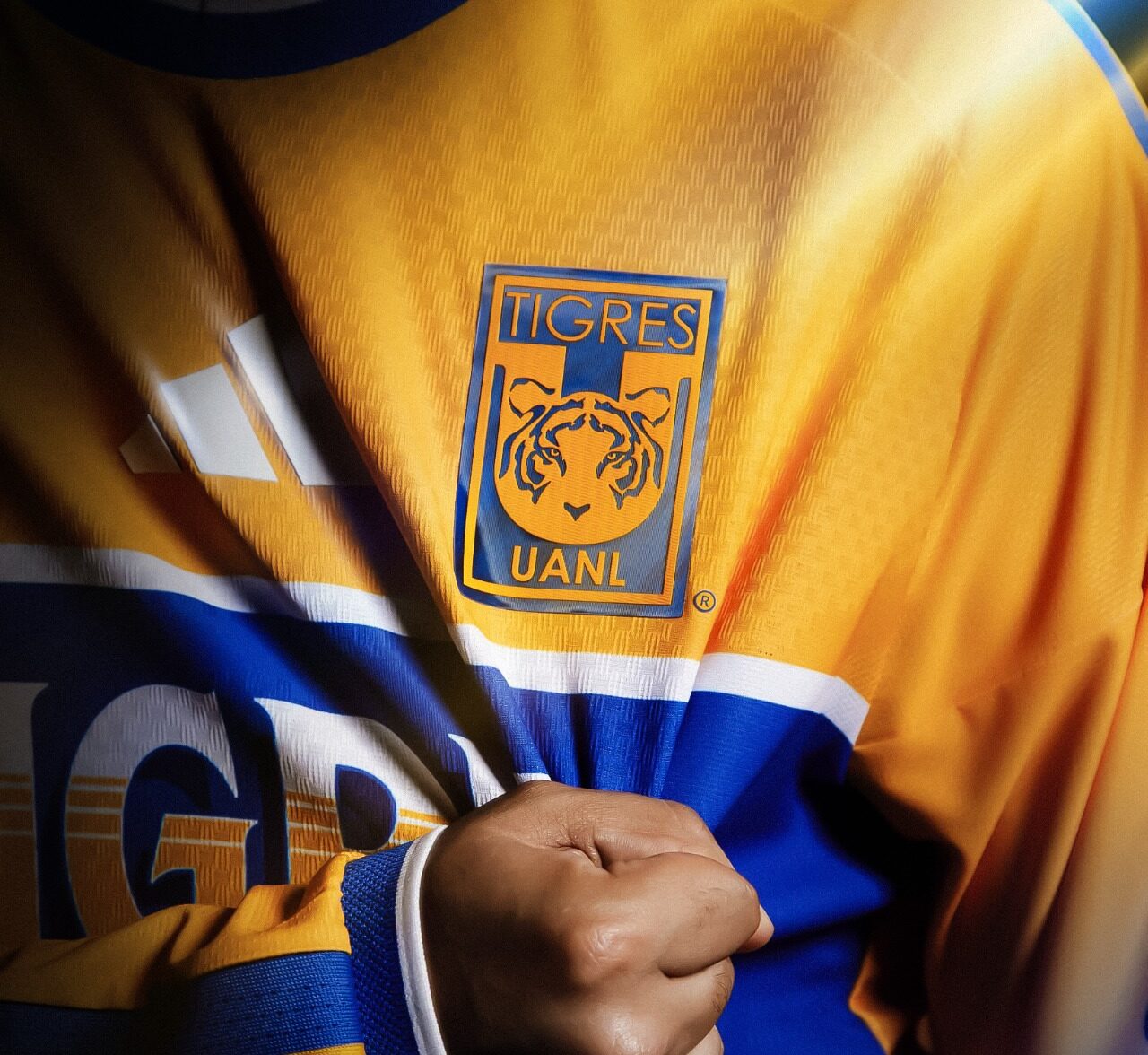Tigres presenta su nuevo jersey de local para el Torneo Apertura 2026