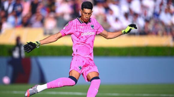 Rayados de Monterrey descarta el registro de Santiago Mele y ratifica la permanencia de Esteban Andrada