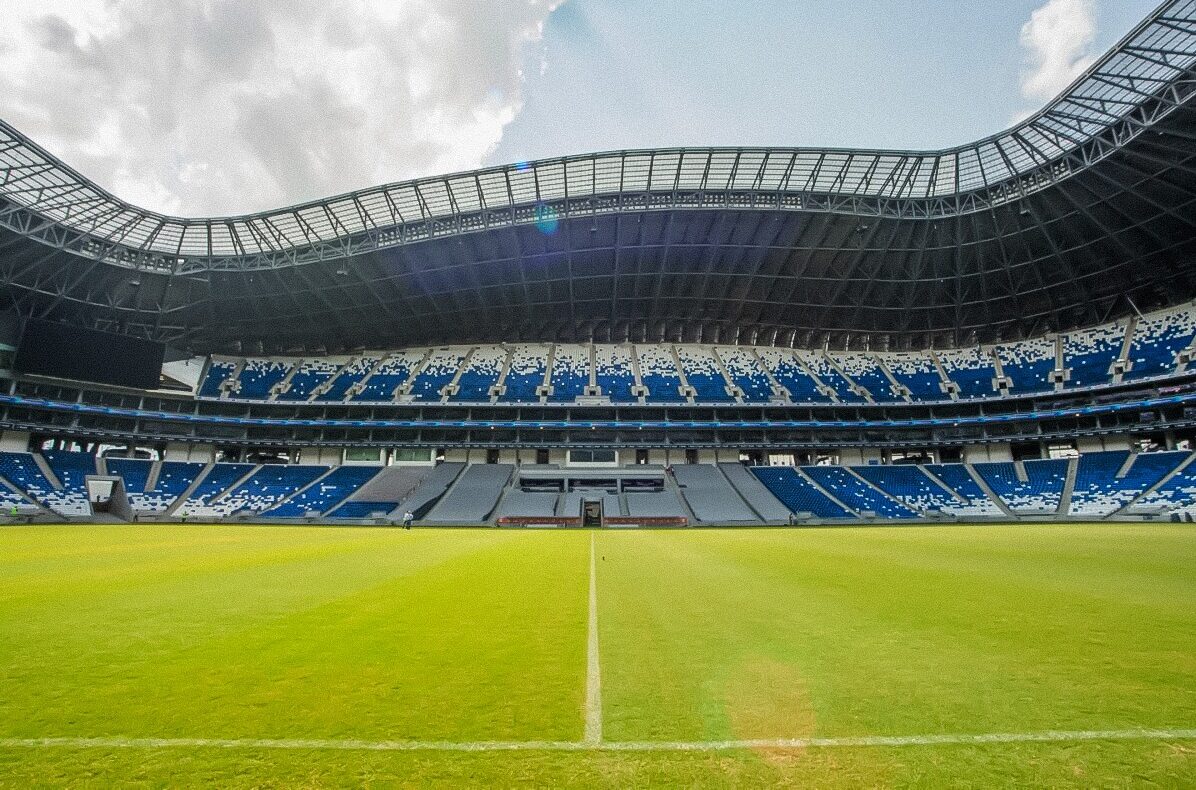 Club de Futbol Monterrey descarta mudanza de Rayadas a El Barrial