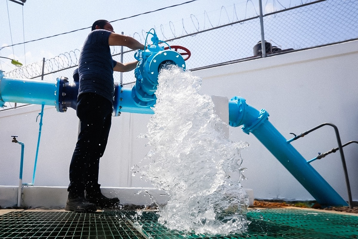 Falla eléctrica en subestación de CFE deja sin agua a 189 colonias de Nuevo León