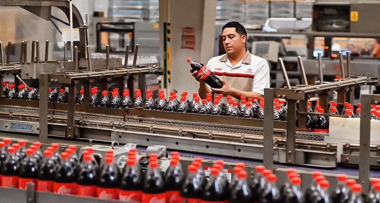 Arca Continental y Coca-Cola México reciclan 1.8 toneladas de PET durante la Copa Mundial en Monterrey