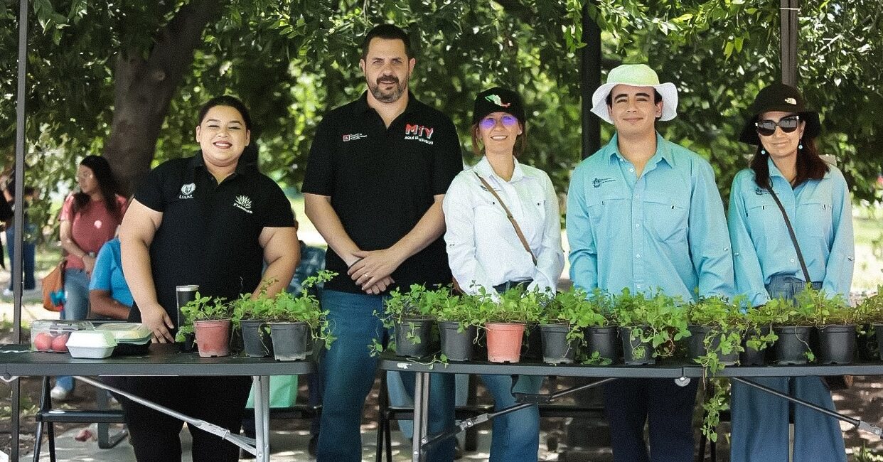 Promueve Monterrey educación ambiental y reciclaje durante la jornada Alameda de Pinta