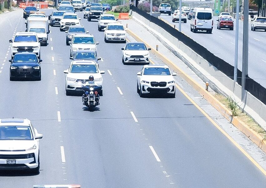 Implementa Tránsito de Monterrey operativos tipo carrusel en Carretera Nacional