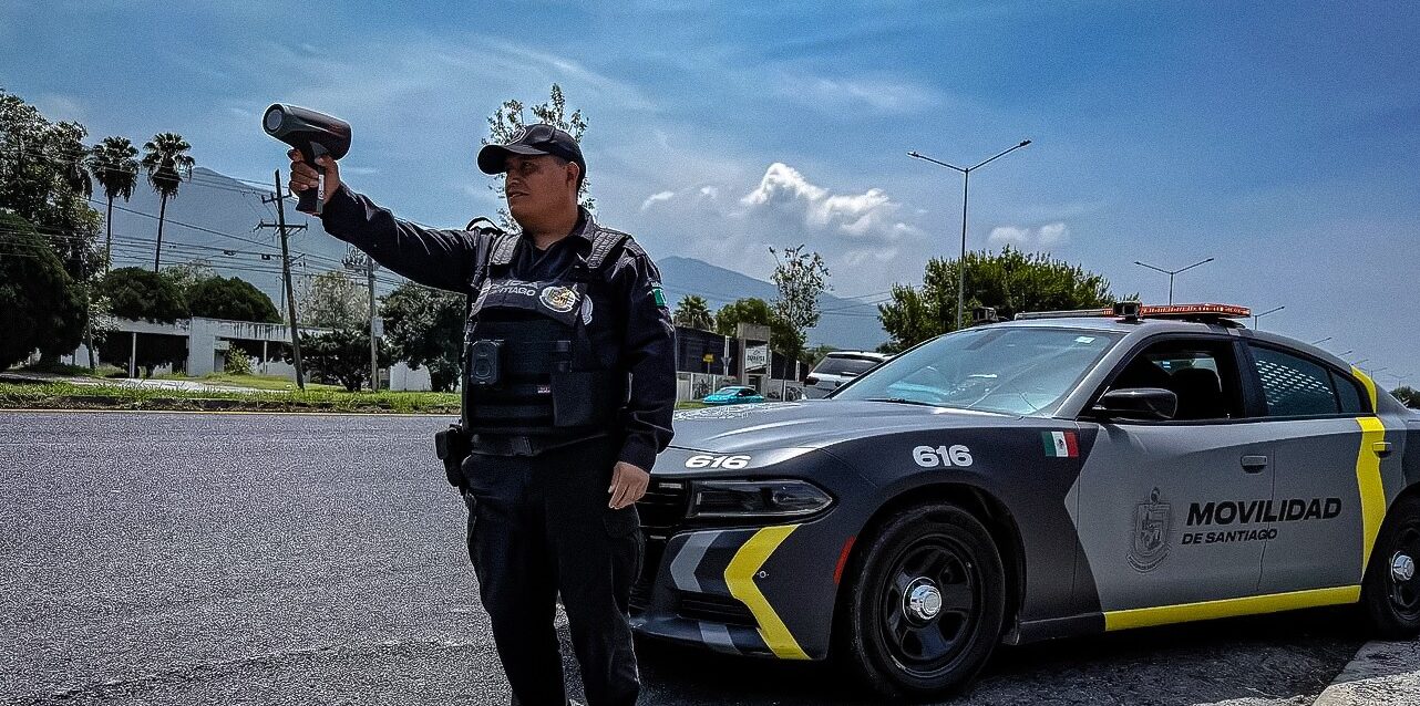 Plantean instalar medidores de velocidad en tiempo real en la Carretera Nacional para reducir accidentes