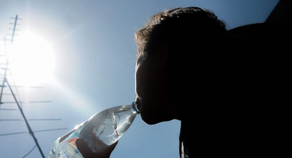 Entregarán agua gratis en Nuevo León ante pronóstico de temperaturas de 40 grados