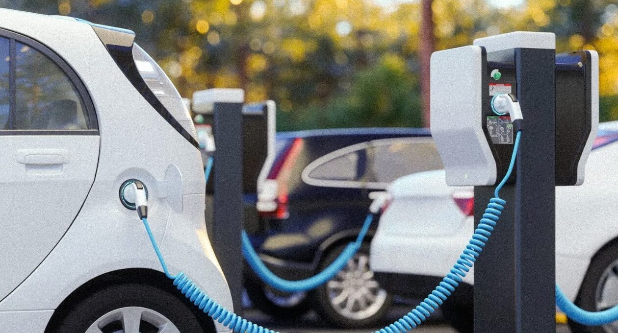 Auge de autos eléctricos impulsa red de recarga en México con más de 60 mil conexiones