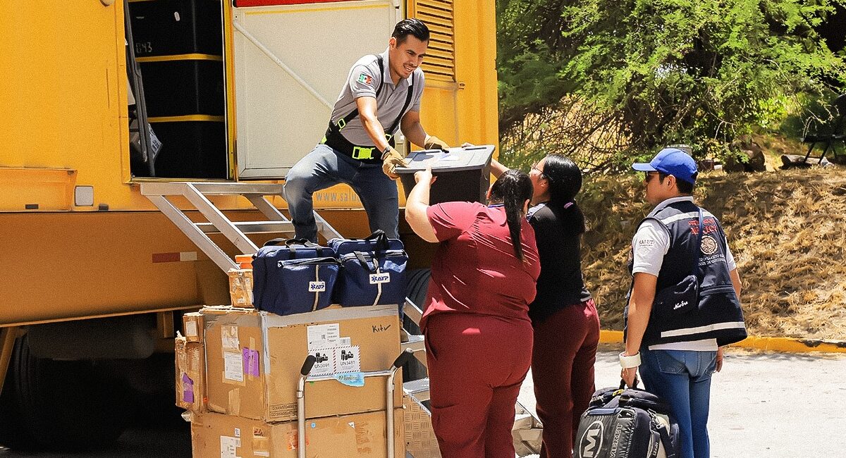 Desinstalan hospital móvil ubicado al interior del Parque Fundidora