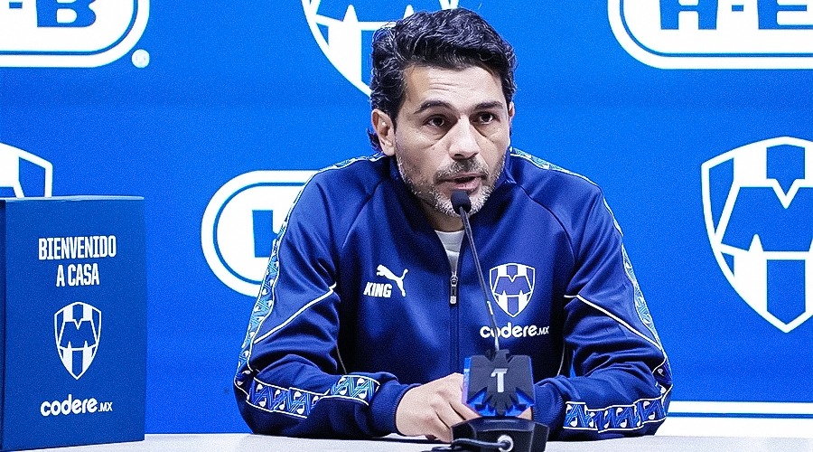 Descarta la directiva de Rayados acercamientos por Erik Lira y César Montes para el Apertura 2026