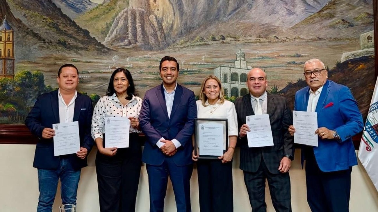 Incorpora el municipio de Santa Catarina a exmilitantes panistas en la reestructuración de su gabinete