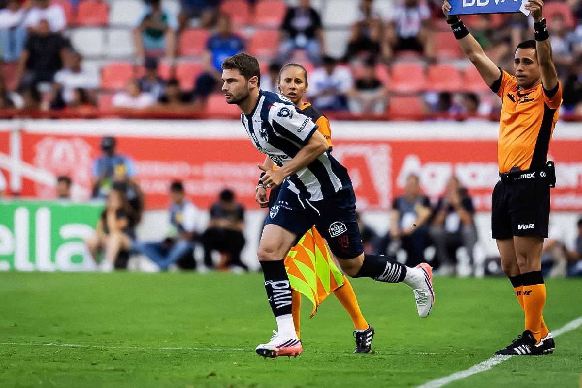Debutan Orbelín Pineda y Hugo Cuypers con Rayados en la visita a Necaxa