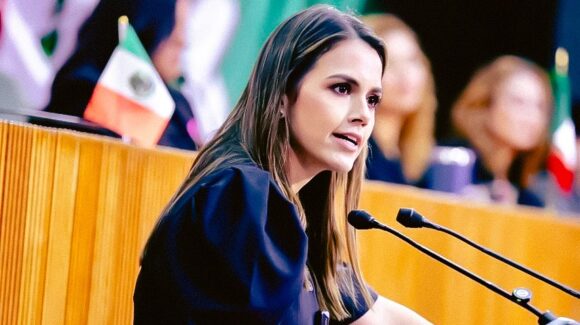 “En NL no faltan diagnósticos, faltan decisiones”: Lorena de la Garza, diputada del PRI