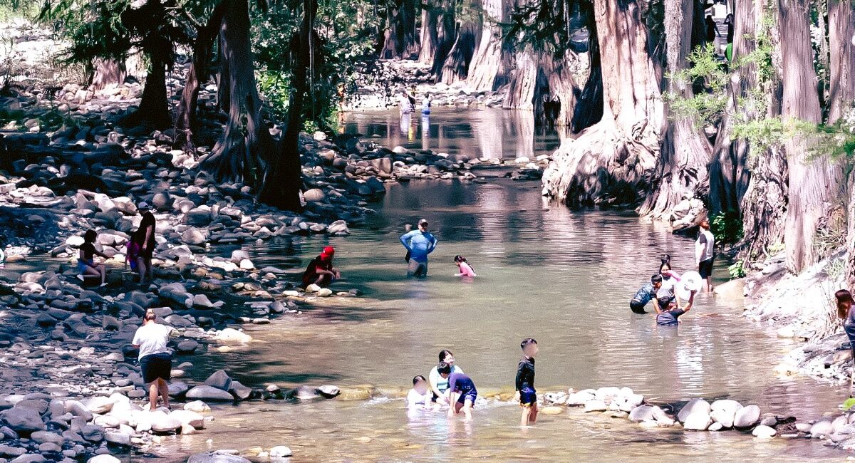 Sancionarán con arresto y trabajo comunitario a quienes tiren basura en el Río Ramos