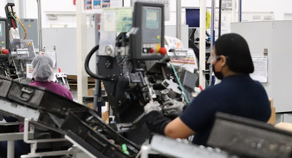 Lidera Nuevo León empleo e instalación de empresas IMMEX a nivel nacional