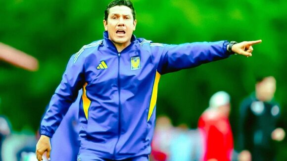 Hernán Elizondo asume el interinato en Tigres UANL tras la salida de Guido Pizarro