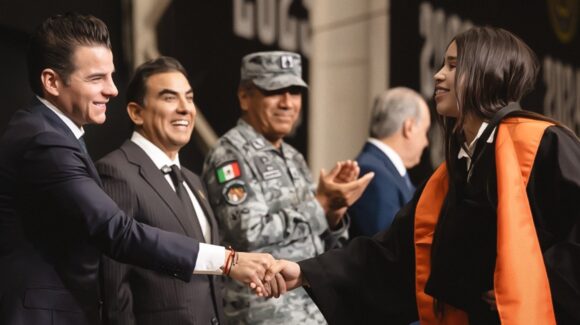 Mil 100 alumnos se gradúan del Colegio Militarizado ‘General Mariano Escobedo’ en NL