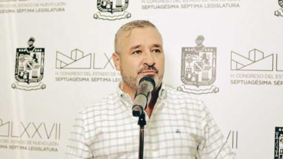 Javier Caballero pide a Fiscalía de NL transparentar criterios de oportunidad por extorsión