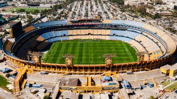 FMF analiza Estadio Universitario de NL como sede del Tricolor en Liga de Naciones Concacaf