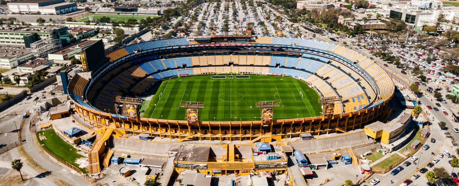 Evalúa FMF al Estadio Universitario como sede del Tricolor para la Liga de Naciones de Concacaf