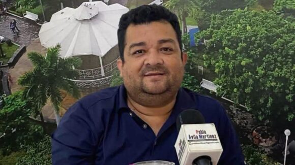 Agreden al periodista Juan Pablo Ávila en Tecomán, Colima