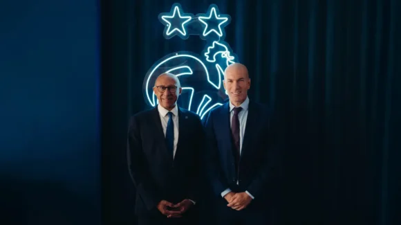 Oficial: Zinedine Zidane es nombrado director técnico de la Selección de Francia