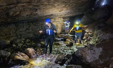 Rescatistas reanudan la búsqueda de dos personas desaparecidos en la gruta de Cuetzalan, Puebla