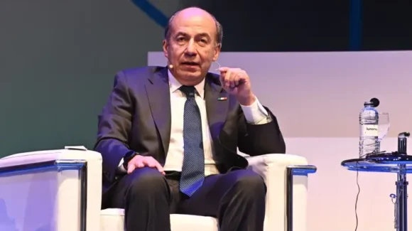 El expresidente Felipe Calderón compara la situación de México con la de Venezuela debido al ascenso del populismo