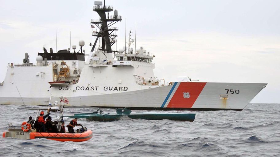Rescatan con vida a un marinero tras pasar 34 días desaparecido en el Pacífico