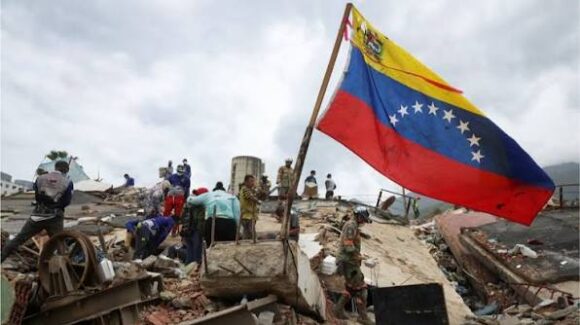 Venezuela registra casi cinco mil muertos tras los sismos del 24 de junio