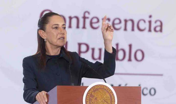 Sheinbaum rechaza dar avances sobre el caso Ayotzinapa por respeto a los familiares
