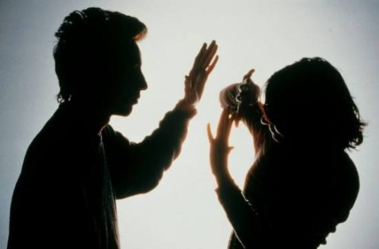 CNDH alerta sobre mitos del amor romántico que pueden normalizar la violencia